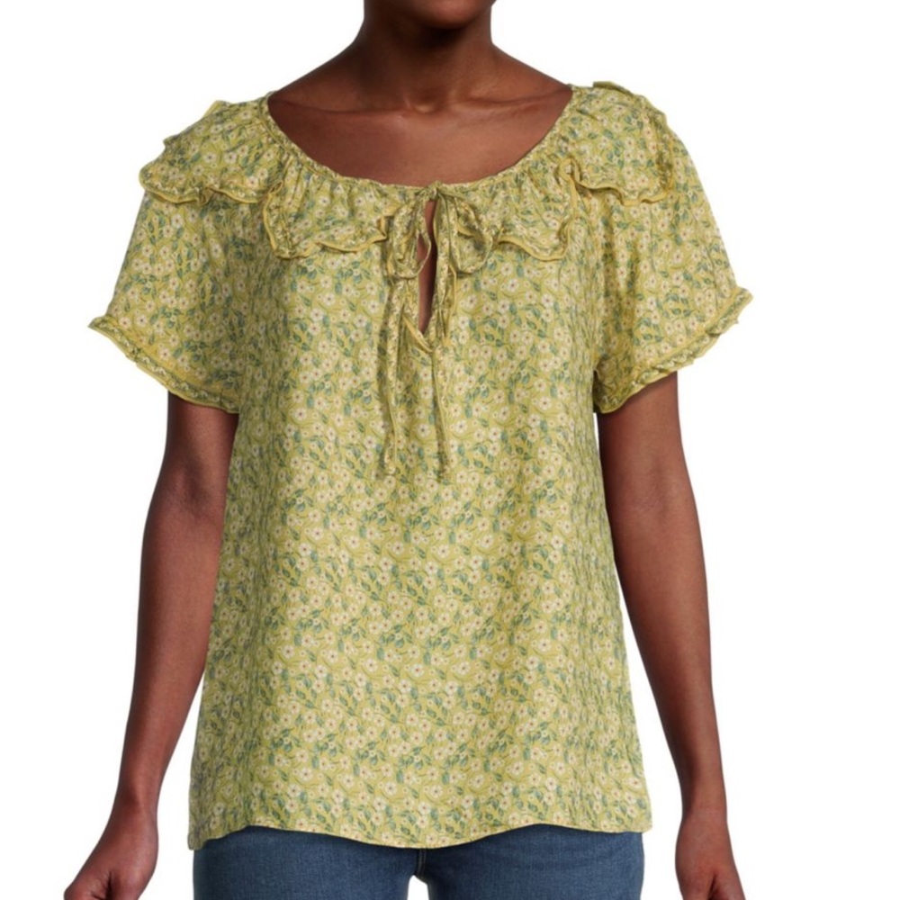 Max Studio daisy floral ruffle detail blouse NWT